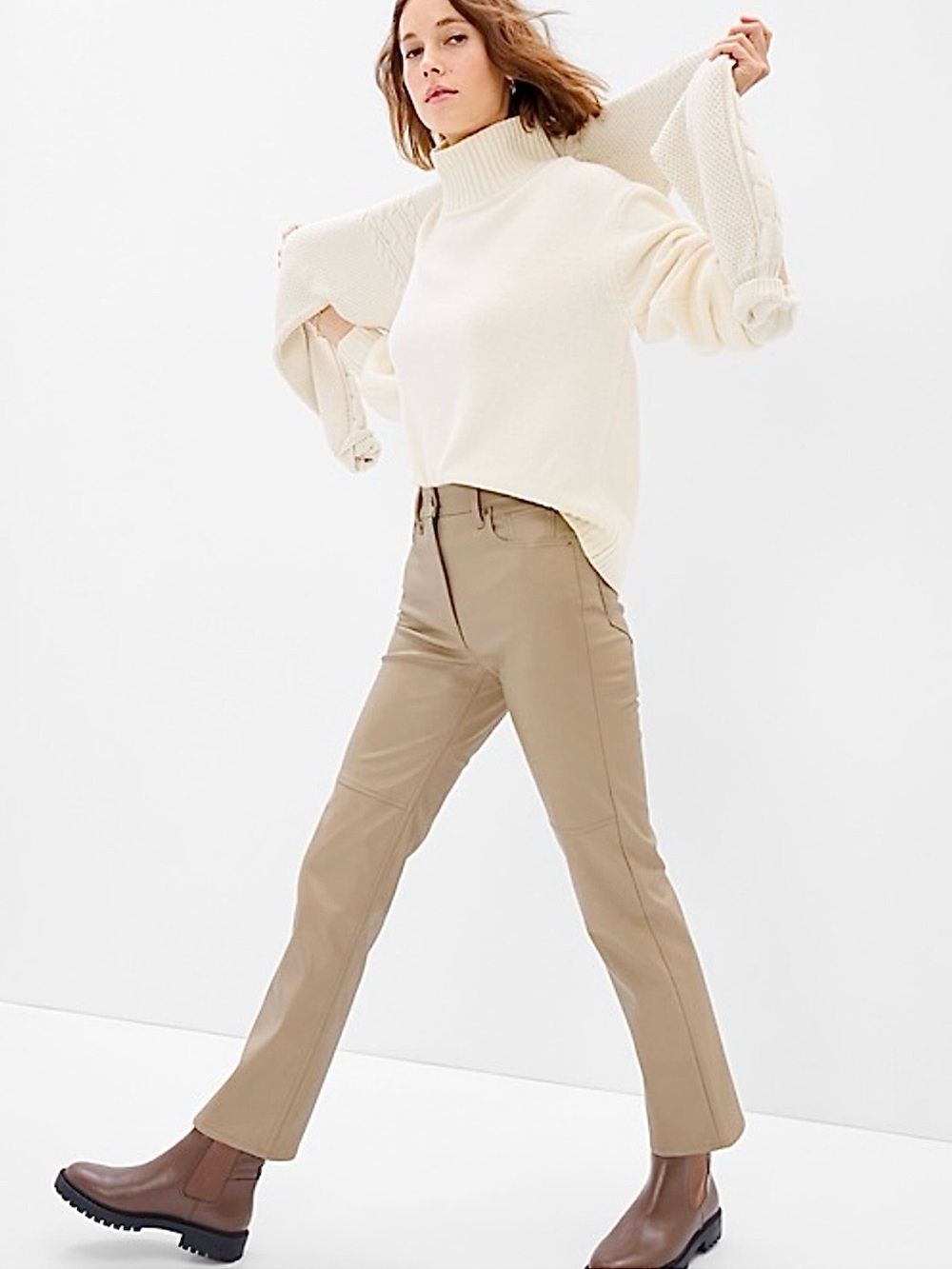 GAP Women’s Beige High Rise Vegan Leather Cheeky Straight Jean Pants Size 24 Reg